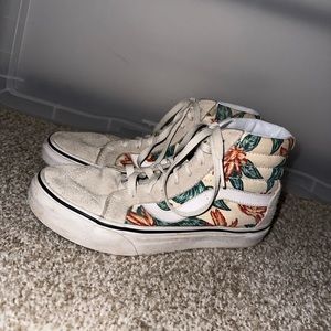 Vintage off-white hightop vans!!